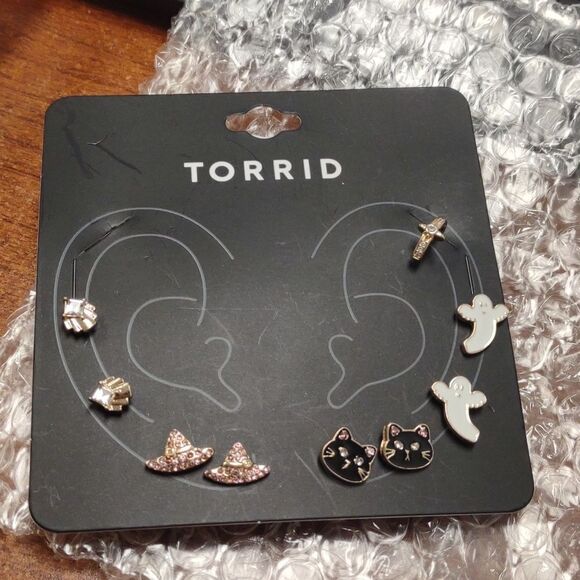 Torrid Spooky Ghost Stud Set Halloween - New - Picture 5 of 6